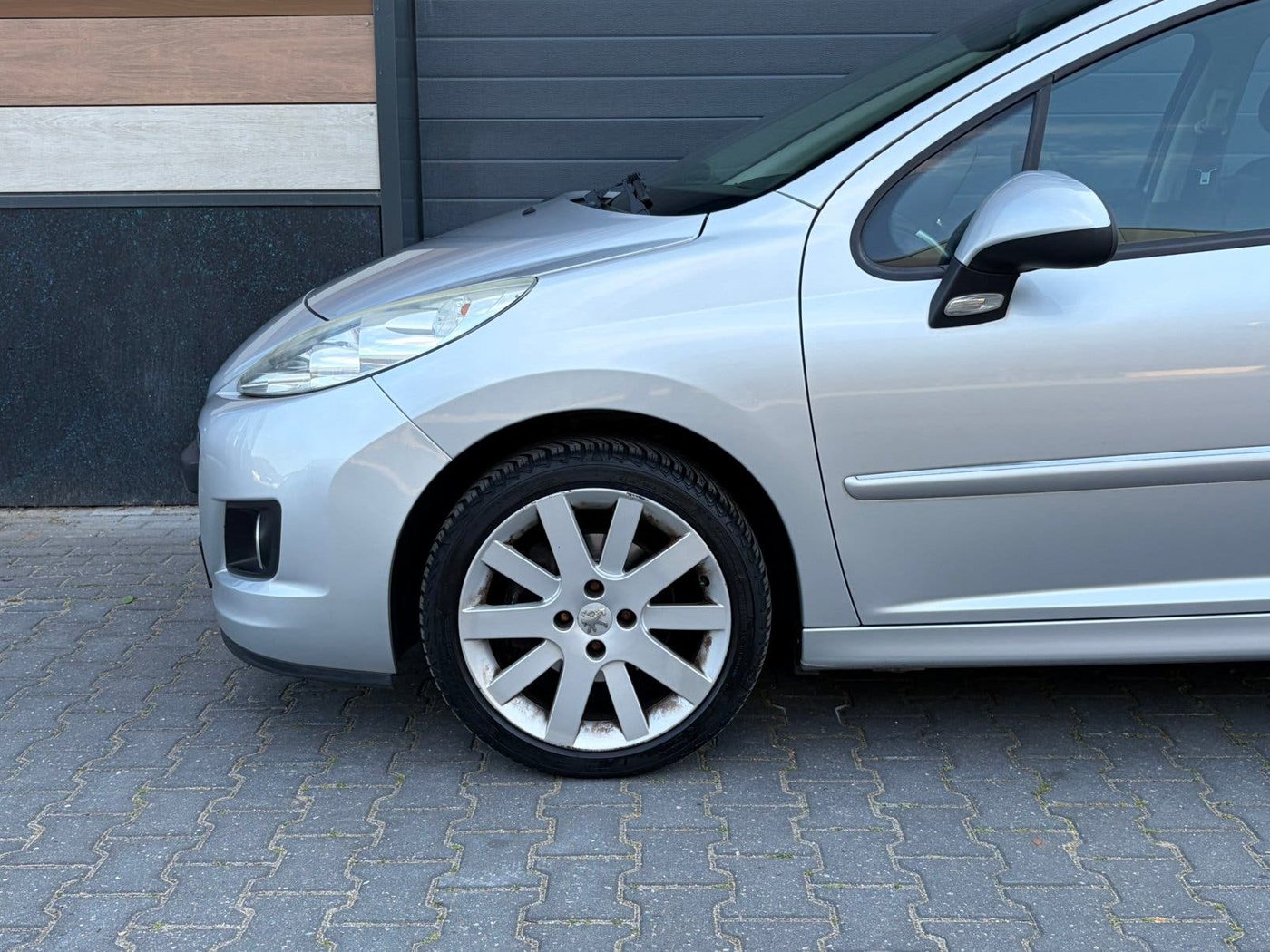 Peugeot 207 SW 1.6 16V Automaat 2010 foto 9
