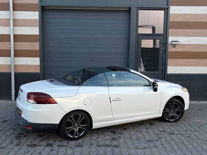 Renault Mégane 1.4 TCE CC 2010 foto 11