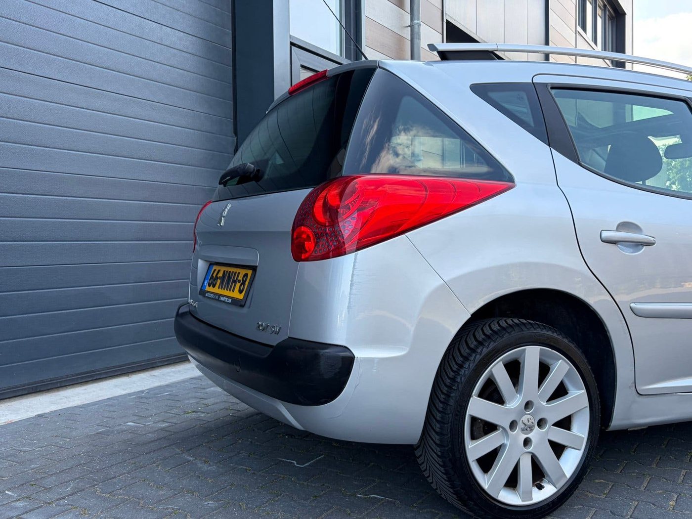 Peugeot 207 SW 1.6 16V Automaat 2010 foto 11