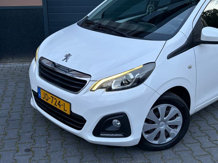 Peugeot 108 1.0 12V E-VTI 5DR 2016 foto 5