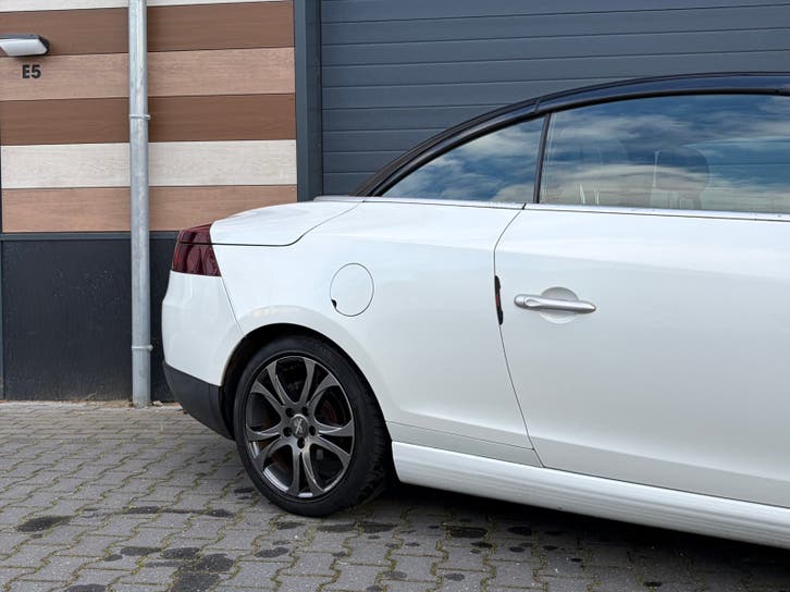 Renault Mégane 1.4 TCE CC 2010 foto 7