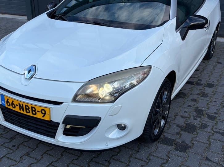 Renault Mégane 1.4 TCE CC 2010 foto 5