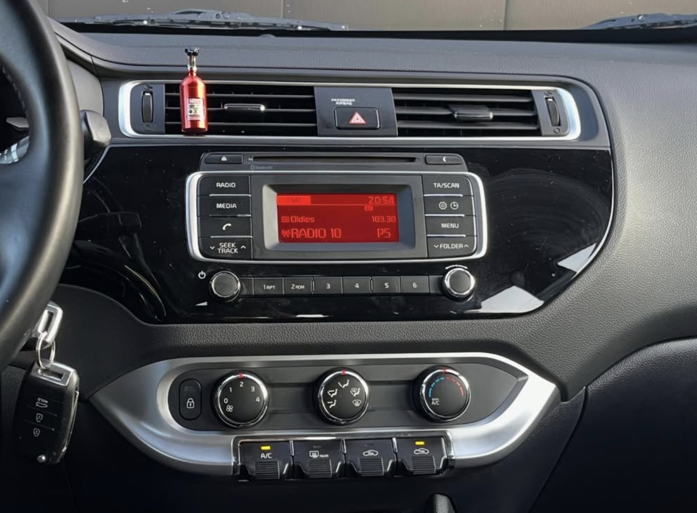 Kia Rio 2016 foto 7