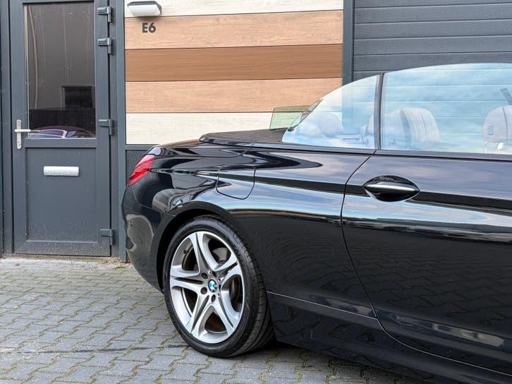 BMW 6-serie 640i Cabrio 2011 foto 10