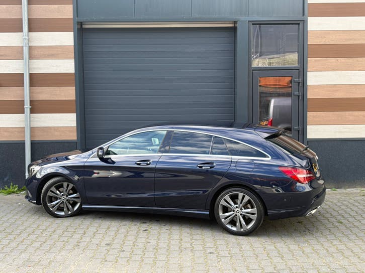 Mercedes-Benz CLA 180d Shooting Brake 2017 foto 12