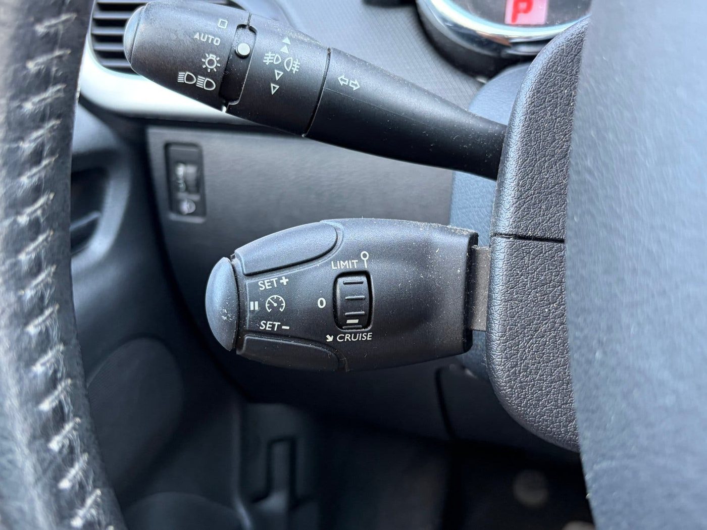 Peugeot 207 SW 1.6 16V Automaat 2010 foto 15