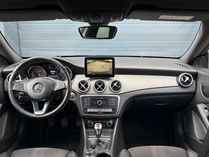 Mercedes-Benz CLA 180d Shooting Brake 2017 foto 15