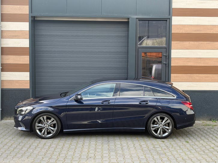 Mercedes-Benz CLA 180d Shooting Brake 2017 foto 4