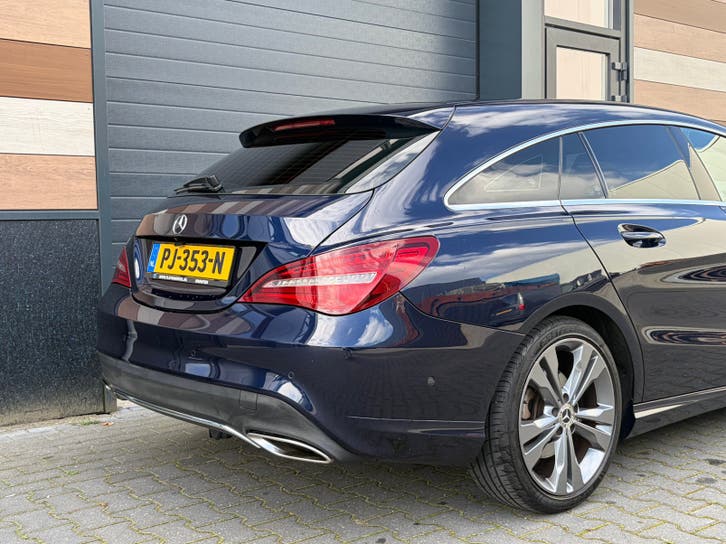Mercedes-Benz CLA 180d Shooting Brake 2017 foto 7