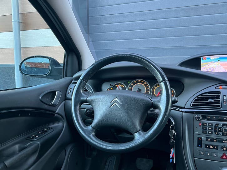 Citroën C5 3.0 V6 AUT 2007 foto 17