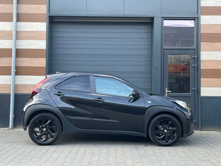 Toyota Aygo X 1.0 VVT-i MT first 2023 foto 6