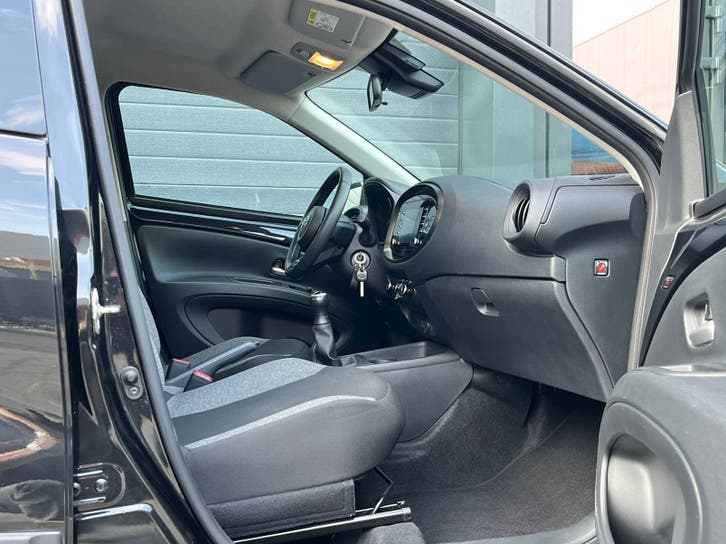 Toyota Aygo X 1.0 VVT-i MT first 2023 foto 7