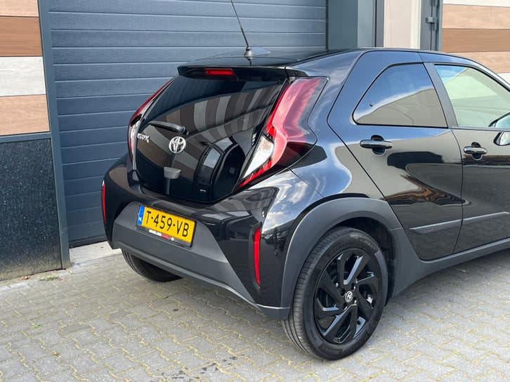 Toyota Aygo X 1.0 VVT-i MT first 2023 foto 8