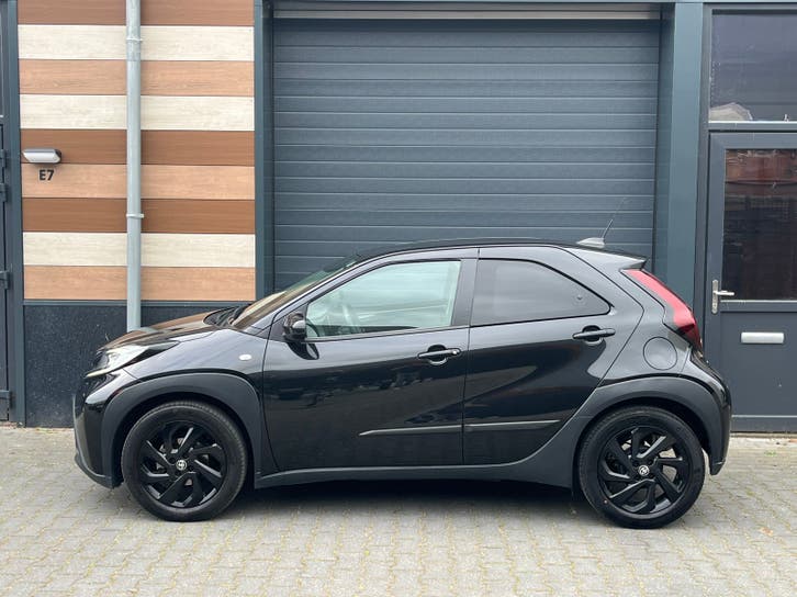 Toyota Aygo X 1.0 VVT-i MT first 2023 foto 10