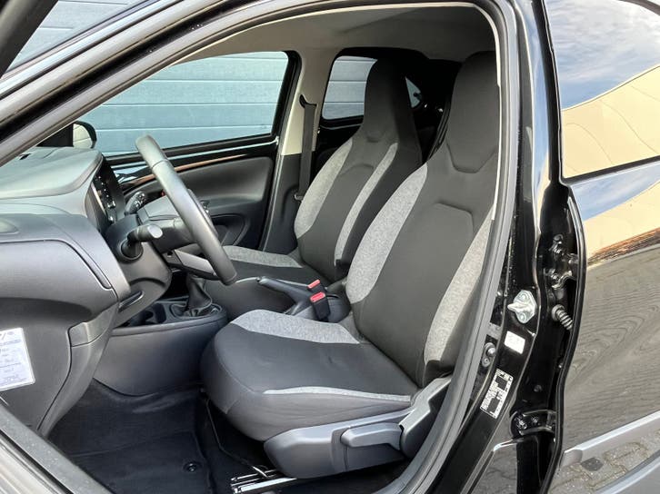 Toyota Aygo X 1.0 VVT-i MT first 2023 foto 11
