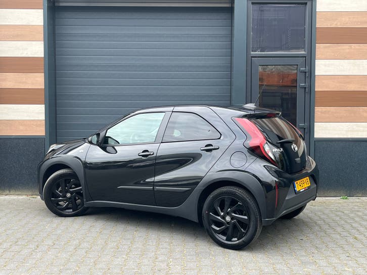Toyota Aygo X 1.0 VVT-i MT first 2023 foto 12