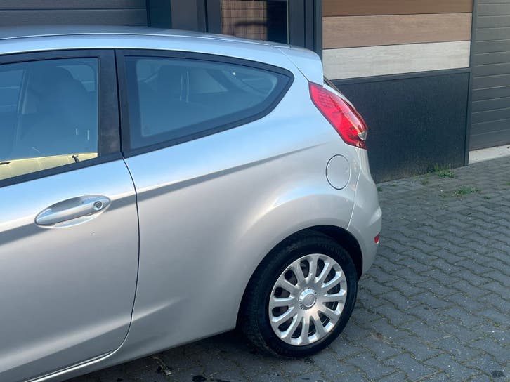 Ford Fiësta 1.4 71KW 3DR AUT 2011 foto 4