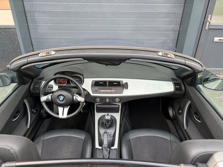 BMW Z4 2.0 Roadster 20i 2009 foto 16