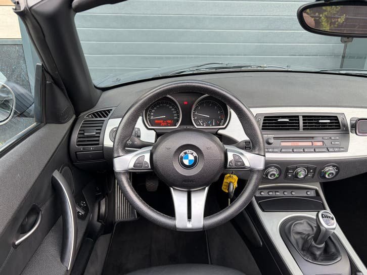 BMW Z4 2.0 Roadster 20i 2009 foto 18